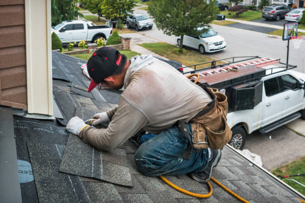 Professional Roofing technician working in Painesville, OH